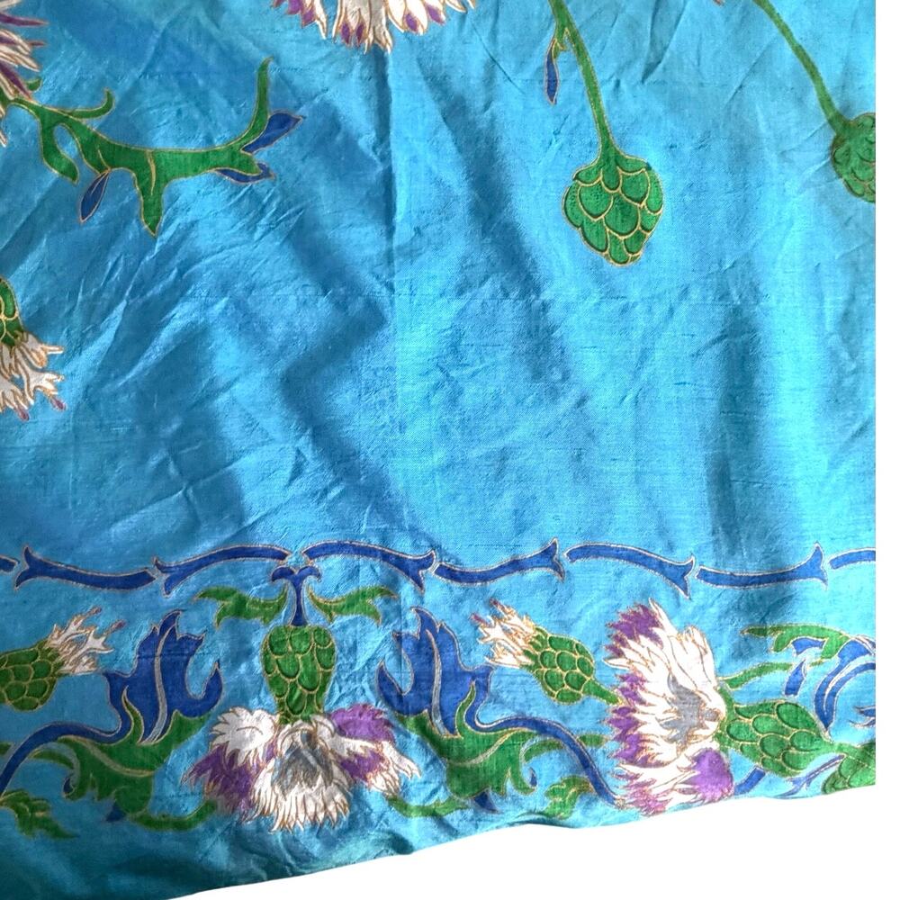 Vintage 100% Thai silk blue floral scarf made in Thailand 35.5”x34” - Picture 6 of 10